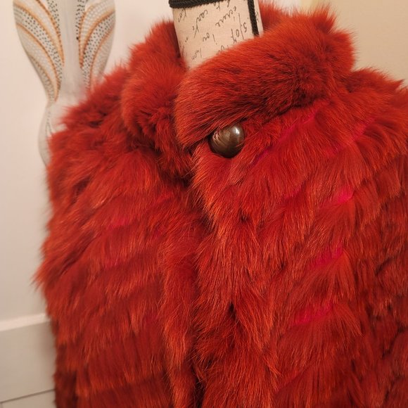Genuine fur coat - Picture 10 of 10